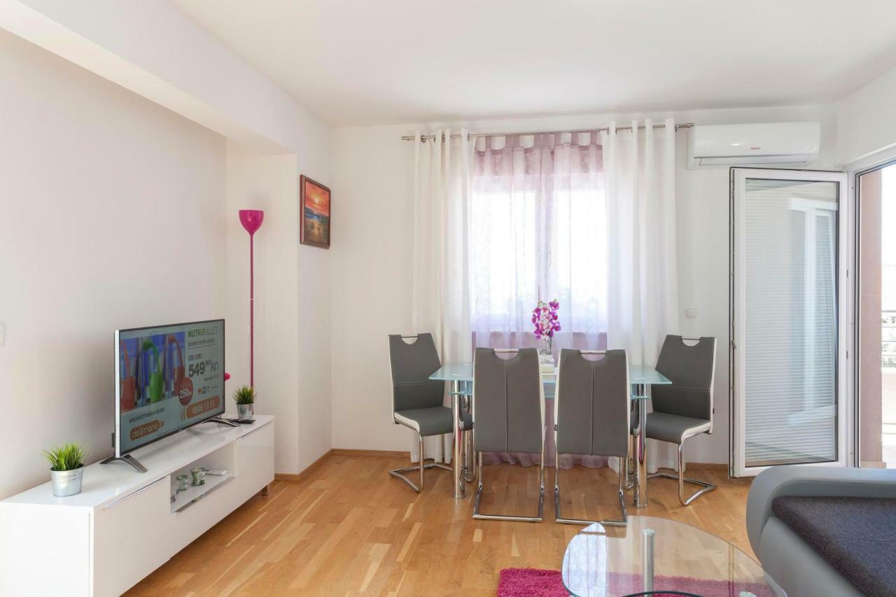 Apartments Dora Makarská Exteriér fotografie